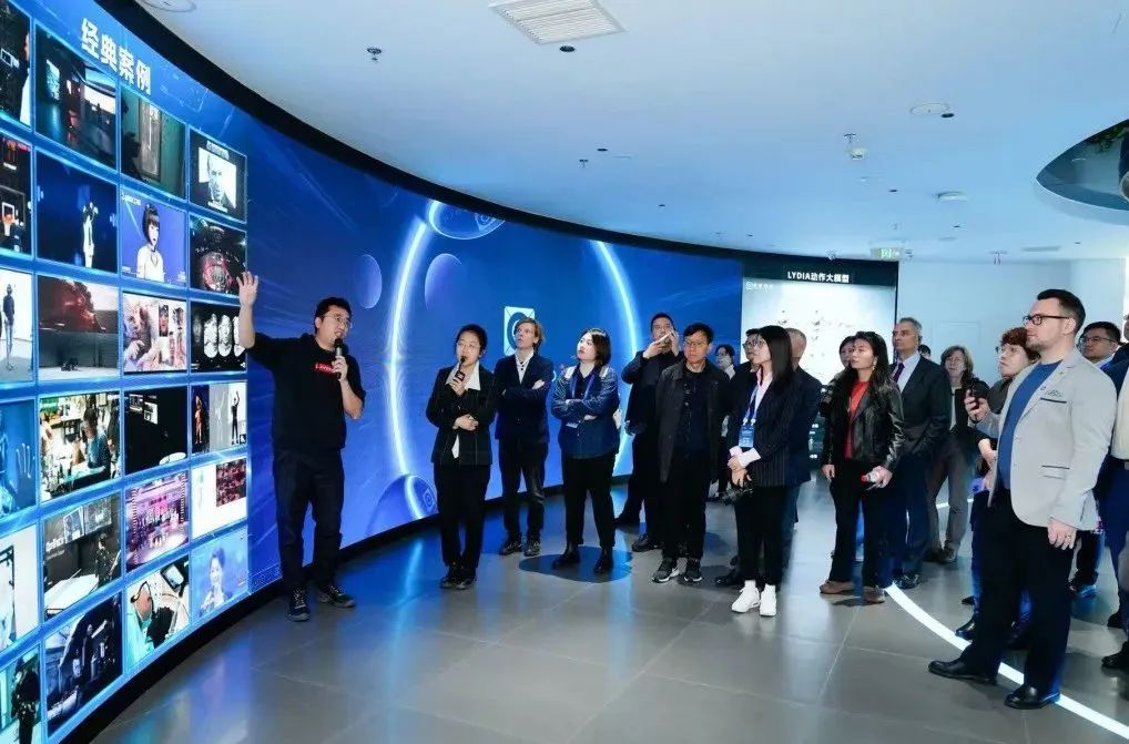 商务部副部长寄语德中企业丨今年会 | 官方网站·虚拟动点与德国商界代表共探可持续发展新机遇