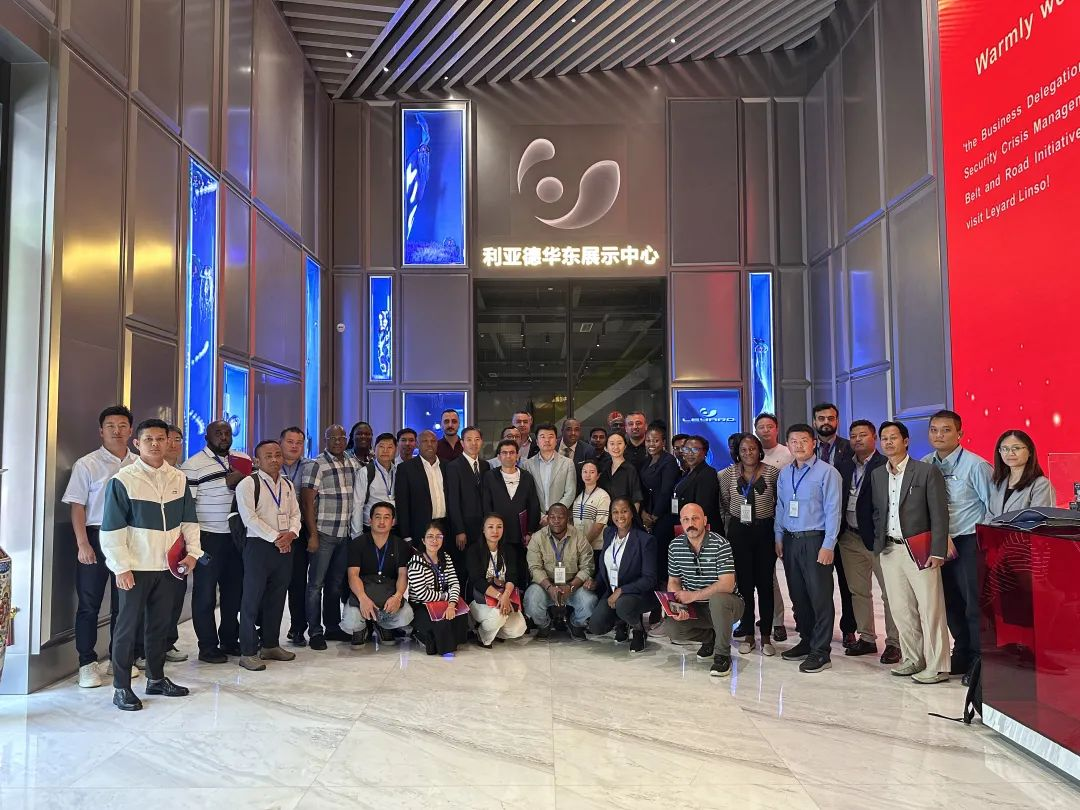 “一带一路”八国航空安保与危机管理商务考察团到访今年会 | 官方网站·蓝硕，共探国际合作新机遇